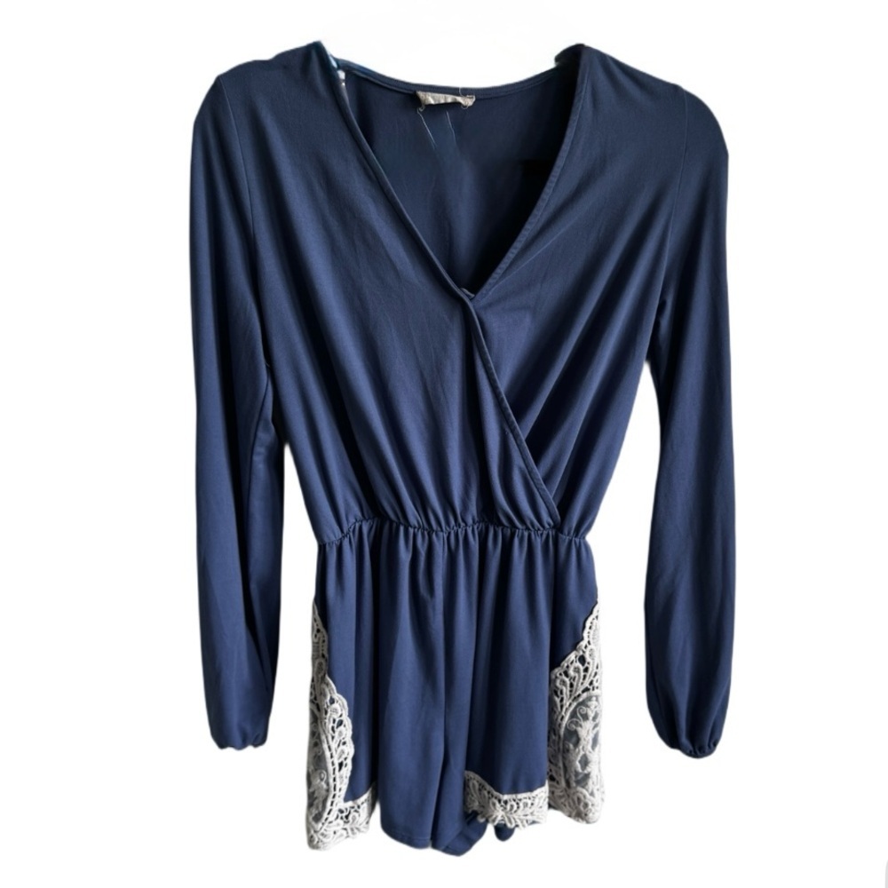 ❤️ Altar'd State Outrageous Romper Blue Size Small - Picture 2 of 7